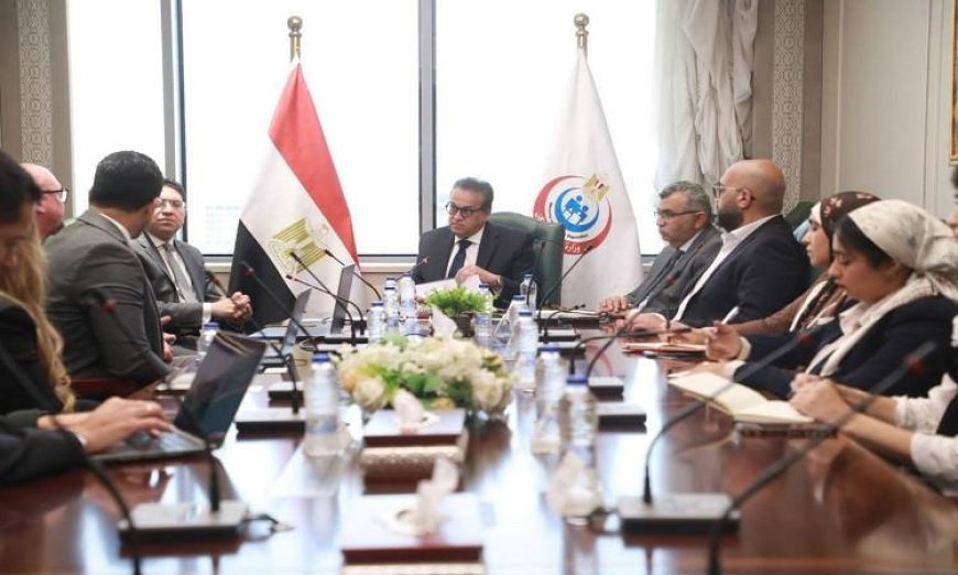 وزير الصحة يناقش مع مستثمر أمريكي فرص شراكة متميزة في قطاع الأدوية بمصر