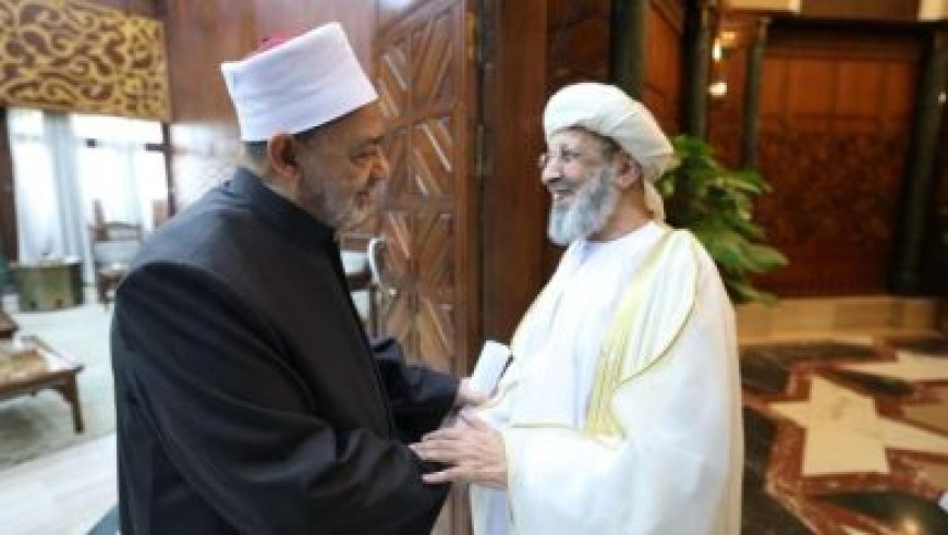 وزير الصحة يناقش تعزيز التعاون الصحي مع نظيره من بوركينا فاسو