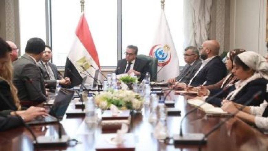 رئيس الوزراء يقود اجتماع اللجنة المركزية لمواجهة الأزمات وتنسيق الجهود