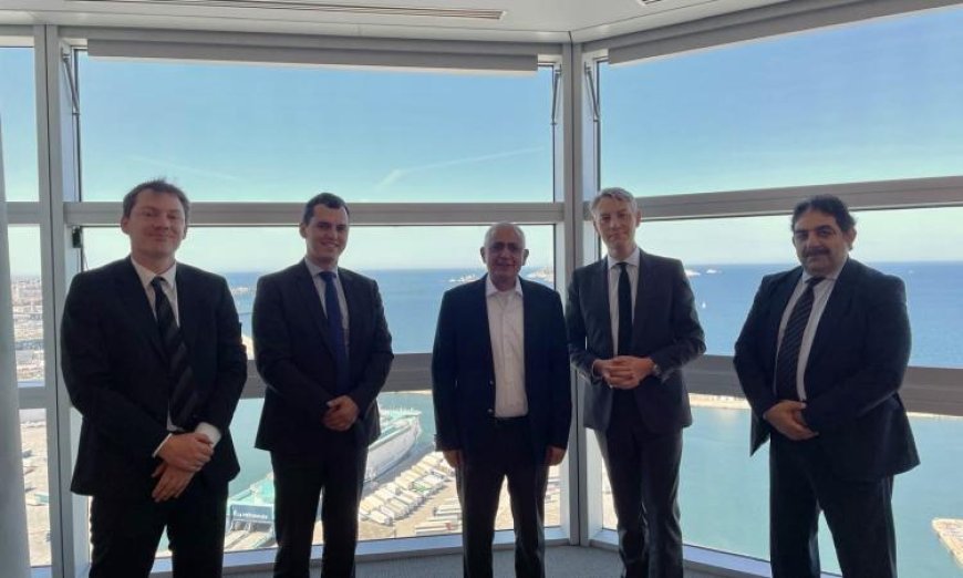 سفيرنا في باريس يدعو لتعزيز التعاون مع شركة CMA CGM الفرنسية في مجال الشحن البحري واللوجستيات