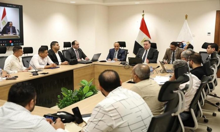 مساعد وزير الصحة يراقب جاهزية المنيا لتطبيق منظومة التأمين الصحي الشامل