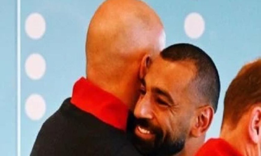 سلوت يثني على محمد صلاح في ليلة وداعه لليفربول