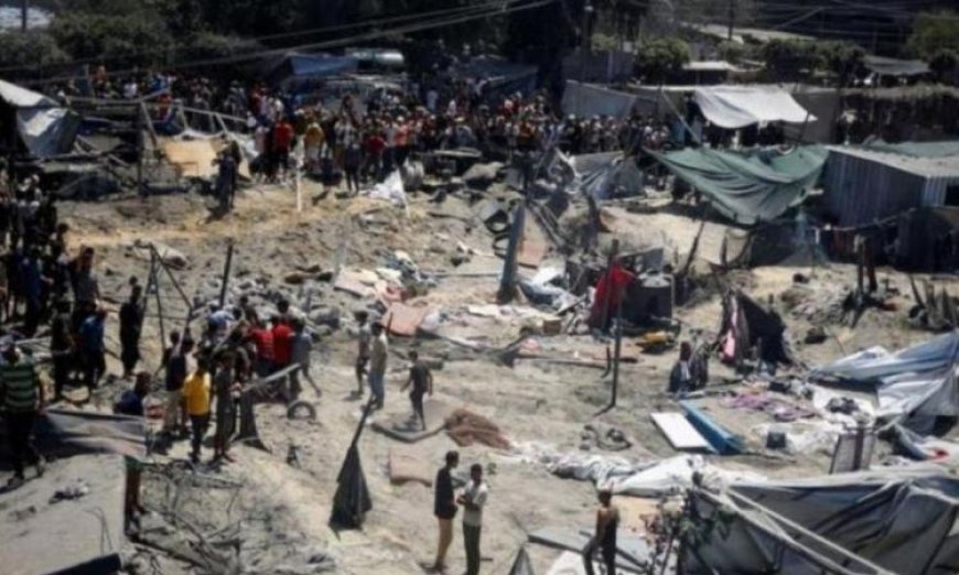 استشهاد ثلاثة فلسطينيين إثر قصف الاحتلال لمخيم النصيرات في وسط قطاع غزة