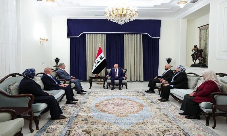 رئيس العراق يشدد على ضرورة التعاون بين القوى الوطنية لتعزيز دور السلطة التشريعية