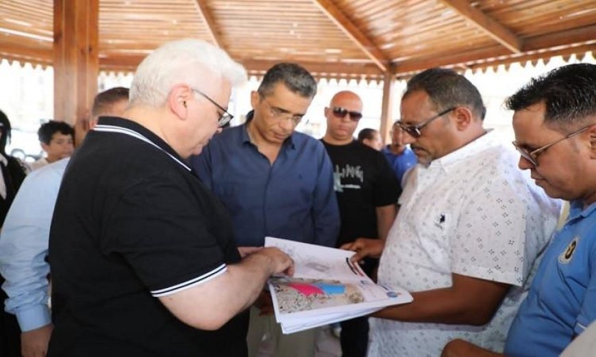 محافظ البحر الأحمر يزور مشروع 720 وحدة سكنية جديدة ويستعرض مستجدات التنمية