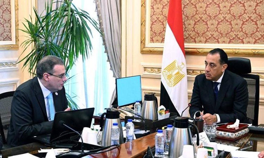 مدبولي يسلط الضوء على ضرورة تعزيز الكفاءة والشفافية في الجهاز الإداري للدولة