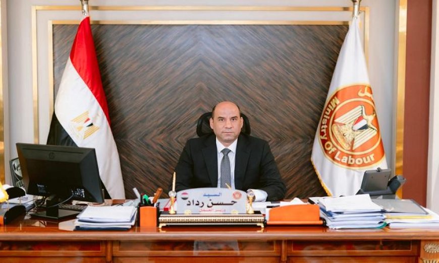 وزير العمل يؤكد إنجازات الوزارة في تقديم الخدمات للمواطنين بفضل تفاني العاملين فيها