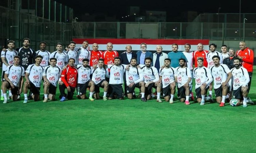 السفير الكندي يشهد تدريبات منتخب مصر في مركز المنتخبات