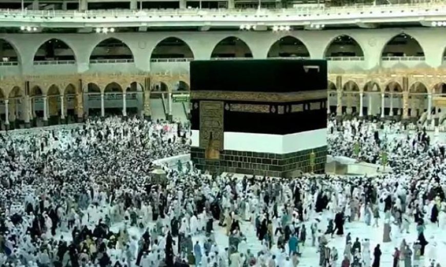 حجاج بيت الله الحرام يتممّون طواف الإفاضة وسط أجواء إيمانية وخدمات متكاملة