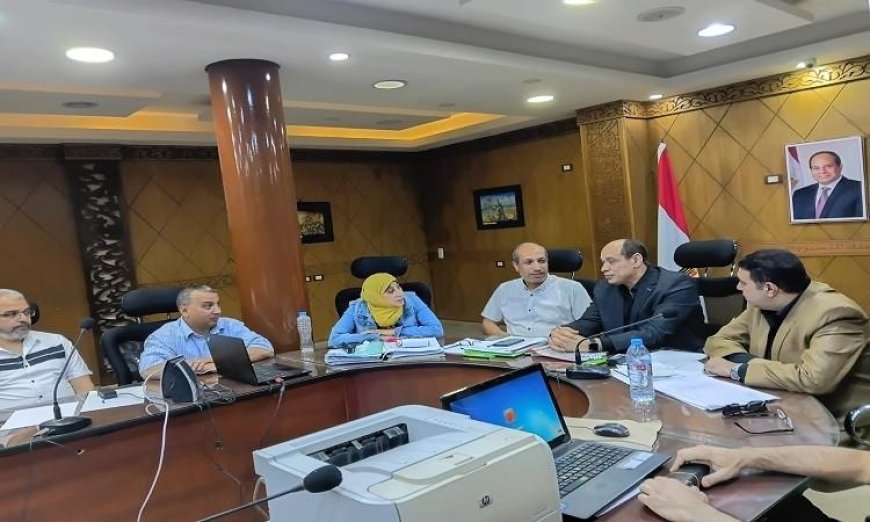 وكيل تعليم القليوبية يراقب امتحانات الدبلومات الفنية لضمان سيرها بشكل سلس