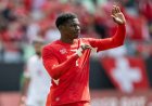 منع مهاجم منتخب سويسرا من السفر إلى أمريكا بسبب مشكلة في تصريح السفر