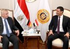 وزير الصناعة يلتقي سفير ألمانيا لتعزيز الشراكة وتطوير صناعة السيارات في البلاد