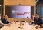 نائب وزير الصحة يستعرض استراتيجية مستقبل الصحة الرقمية مع PWC العالمية في دبي