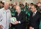 الرئيس تبون يودع منتخب الجزائر قبل مونديال 2022 ومعسكر نهائي في كانساس سيتي