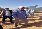 وزير الكهرباء يتفقد مجمع بنبان للطاقة الشمسية في أسوان ويستعرض أحدث التطورات