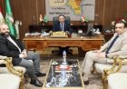 محافظ المنوفية يجتمع بوفد نقابتي الأطباء والمهندسين لتعزيز التعاون المشترك