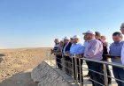 وزيرا النقل والكهرباء يزوران جبل سحابة في سيناء لمشروع طاقة الرياح الجديد