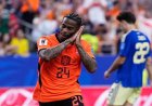 هولندا تكتسح السويد بفوز مدوٍ 5-1 في المجموعة السادسة من كأس العالم