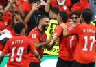 سفير الإمارات يثني على حماس الفراعنة في المونديال ويبرز عزيمة مصر وإصرارها