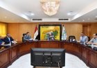 محافظ الفيوم يؤكد أهمية الالتزام بالجداول الزمنية لإنجاز مشروعات القرض الأوروبي