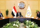 الوزير يقود اجتماع الجمعية العمومية للشركة القابضة لمشاريع الطرق والكباري لتعزيز التطوير والبنية التحتية