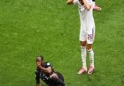 عاصم ماديبو يواجه عقوبة الإيقاف 5 مباريات عقب إصابة نجم منتخب كندا