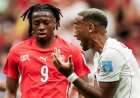 سويسرا وكندا يتألقان في كأس العالم بتأهلهما إلى دور الـ 32 بعد هزيمة مثيرة