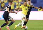 البرازيل تحقق فوزاً ساحقاً بثلاثية على اسكتلندا وتتأهل لدور الـ32
