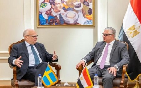 رئيس هيئة قناة السويس يعقد اجتماعًا مثيرًا مع السفير السويدي لدعم التعاون الاقتصادي بالقاهرة