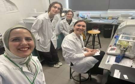 باحثات جامعة برلين الحرة يقدمن أبحاثًا مبتكرة في التحليل الدوائي مع كلية الصيدلة الألمانية بالقاهرة