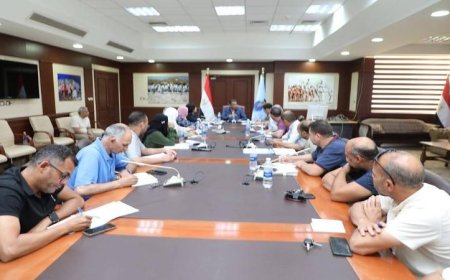 محافظ البحر الأحمر يطالب بضرورة حسم ملفات تقنين وضع اليد بشكل عاجل