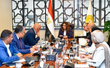 وزيرة التنمية المحلية تعزز جهود حماية البيئة البحرية في الغردقة ومرسى علم