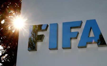 الفيفا يمنع الزجاجات القابلة لإعادة الاستخدام في ملاعب كأس العالم لتعزيز الأمان والاستدامة