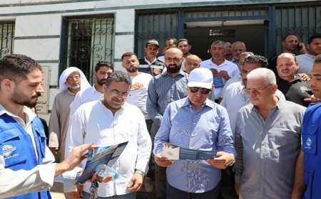 محافظ المنيا يراقب تقدم الخدمات الرقمية في المركز التكنولوجي بمطاي