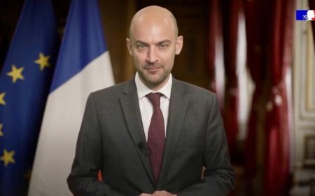 وزير الخارجية الفرنسي يشدد على أهمية تنفيذ خطة السلام الشاملة لغزة