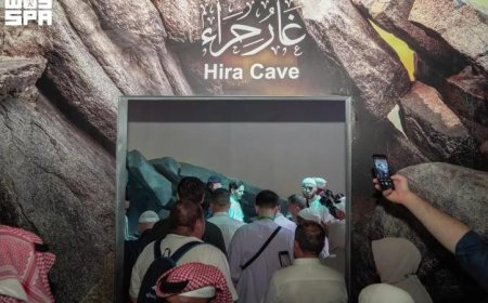 استمتع بتجربة تقنية فريدة في معرض الوحي بمكة يثري رحلتك كحاج ويوثق قصة نزول الرسالة