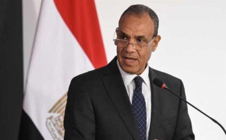 وزير الخارجية يلتقي بمستشار الأمن القومي الياباني لمناقشة التطورات الإقليمية والدولية