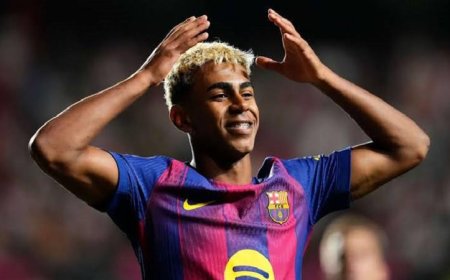لامين يامال يتوج بلقب أفضل لاعب في الدوري الإسباني لهذا العام