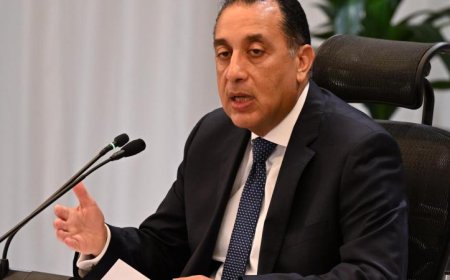رئيس الوزراء يستعرض تقدم منظومة الشكاوى الحكومية في مايو الماضي