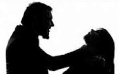 زوج يختنق زوجته حتى تودي بحياتها بسبب إفراطها في التحدث على الهاتف