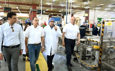 رئيس الوزراء يدشن خط إنتاج مبتكر لمصنع ليبتون تيز أند إنفيوجنز في برج العرب