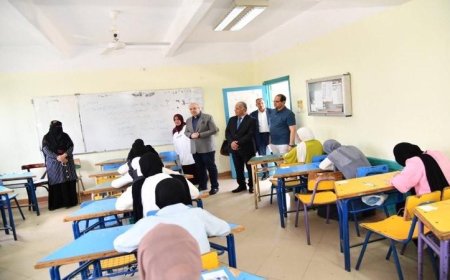 محافظ الفيوم يزور امتحانات الشهادة الإعدادية لضمان سير العملية الامتحانية بسلاسة