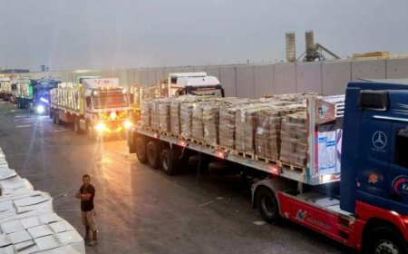 استئناف تدفق شاحنات المساعدات الإنسانية إلى قطاع غزة لتحسين الأوضاع الإنسانية