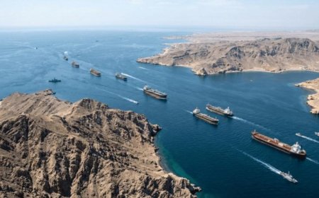 القيادة المركزية الأمريكية تعلن عن اعتراض ثلاث ناقلات نفط في خليج عمان خلال أسبوع