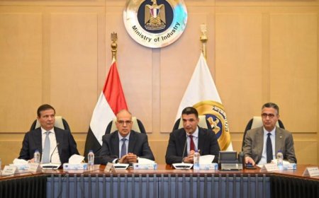 اتفاق 4 وزراء على تشكيل لجنة لإدارة البصمة المائية في مشاريع الصناعات الغذائية
