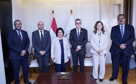 وزير التخطيط والتنمية الاقتصادية يتفحص تطبيق مبادرة الكلية التي تستهدف 100 مليون متعلم
