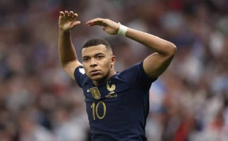 مبابي يؤكد أن التتويج بكأس العالم يفوق أهمية لقب الهداف التاريخي