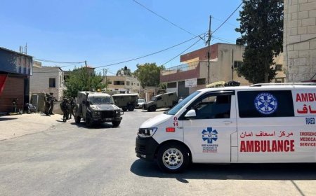 إصابة 4 فلسطينيين وإغلاق طرق نتيجة اعتداءات المستوطنين غرب رام الله