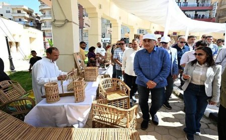 رئيس الوزراء يستعرض جمال الحديقة المتحفية في مدينة رشيد بالصورة