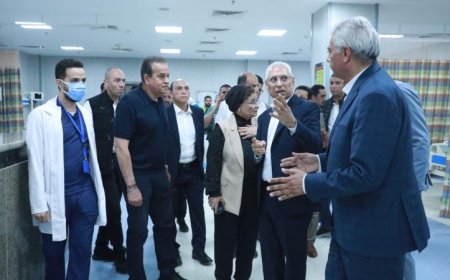 وزير الصحة يقوم بزيارة ميدانية لمستشفى الكبد والجهاز الهضمي الثلاثي في المنيا لتعزيز الرعاية الصحية